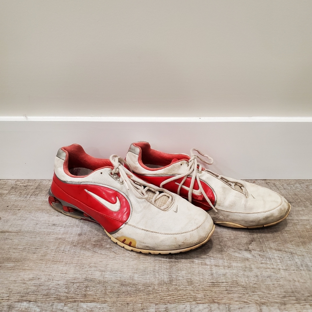 nike shox red and white
